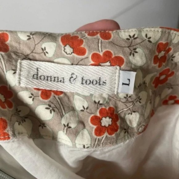 Donna & Toots Floral Flare Skirt with Pockets Orange Tan - Large - Picture 4 of 5